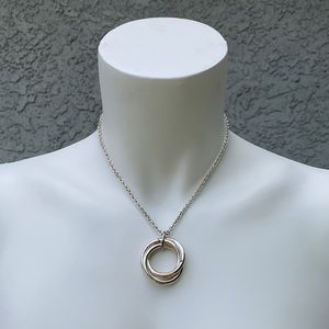 Intertwined Silver Circles Necklace Pendant +Chain